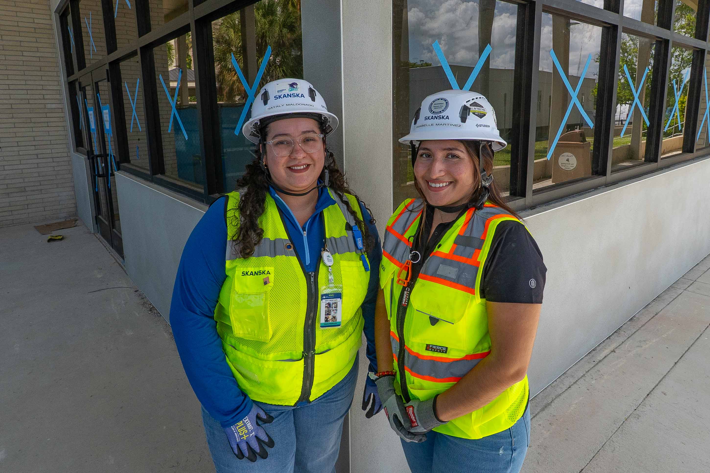 FSW alumna Nayaly Maldonado and former student Isabelle Martinez outside of a new classroom extension in Building L.