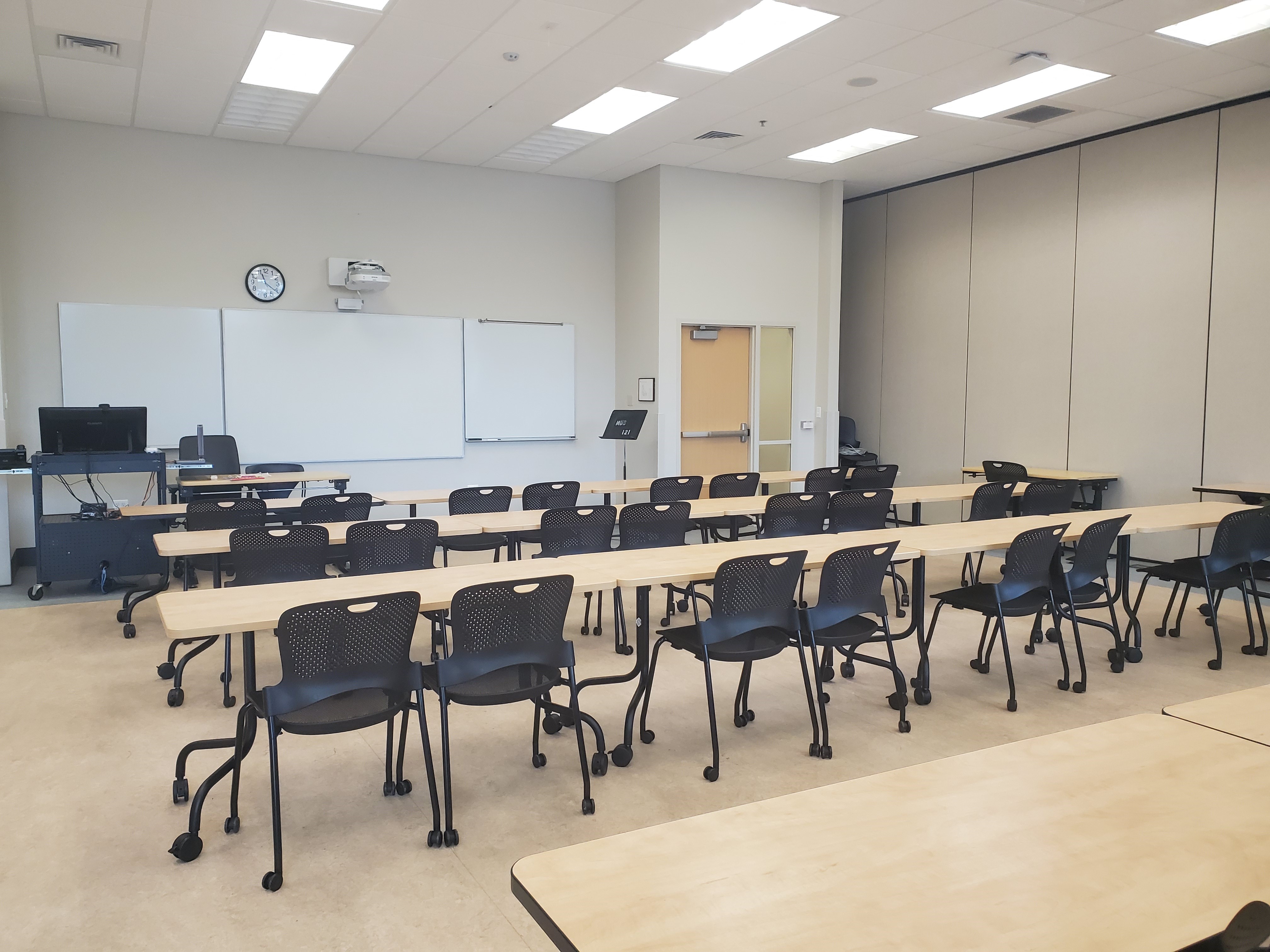 Classroom in Building U on Lee camous 91�ֿ�